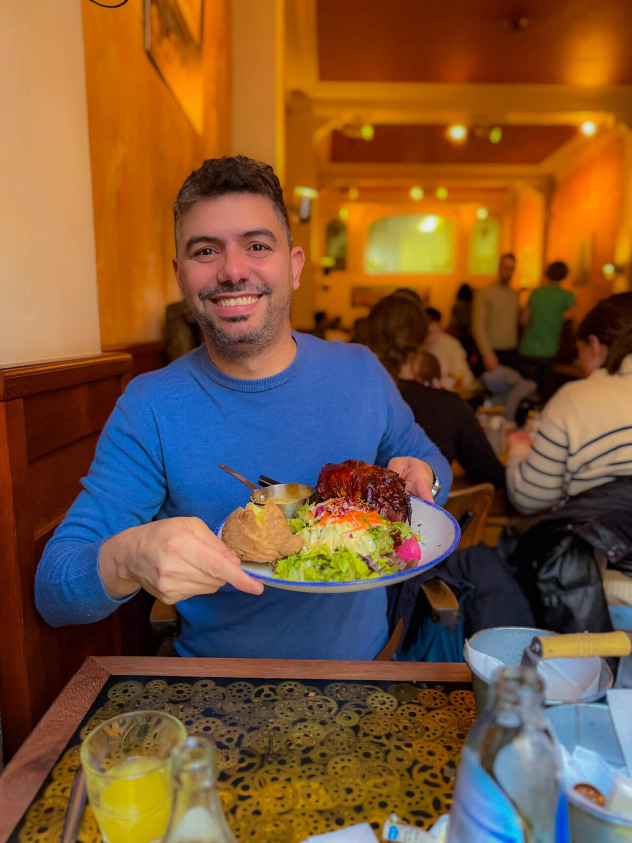 Comida típica de Bruselas en el restaurante Fin de Siecle. 